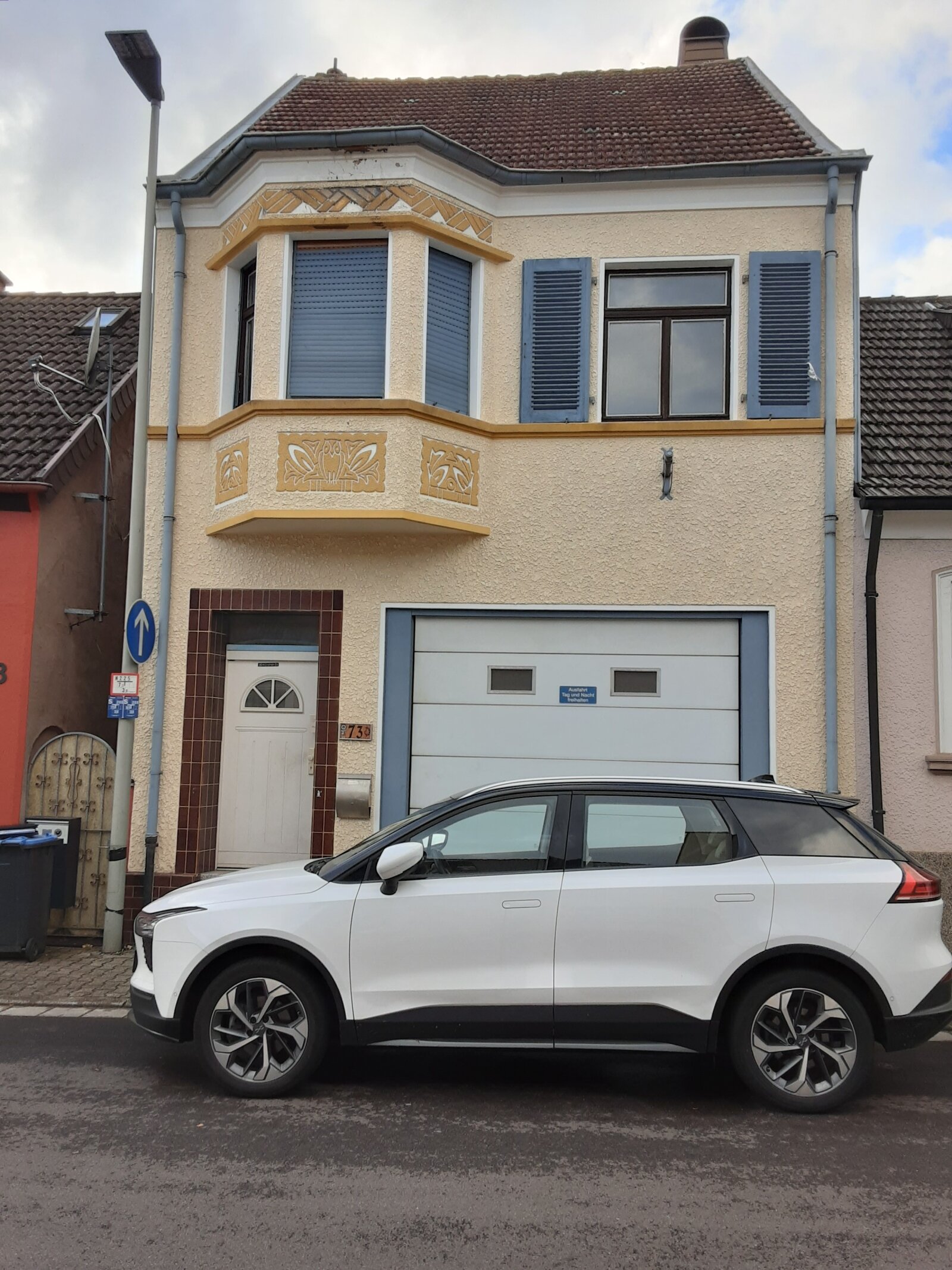 Bexbach: Handwerker aufgepasst !! Renovierungsbedürftiges 1-2 Fam. Haus in Bexbach zu verkaufen  