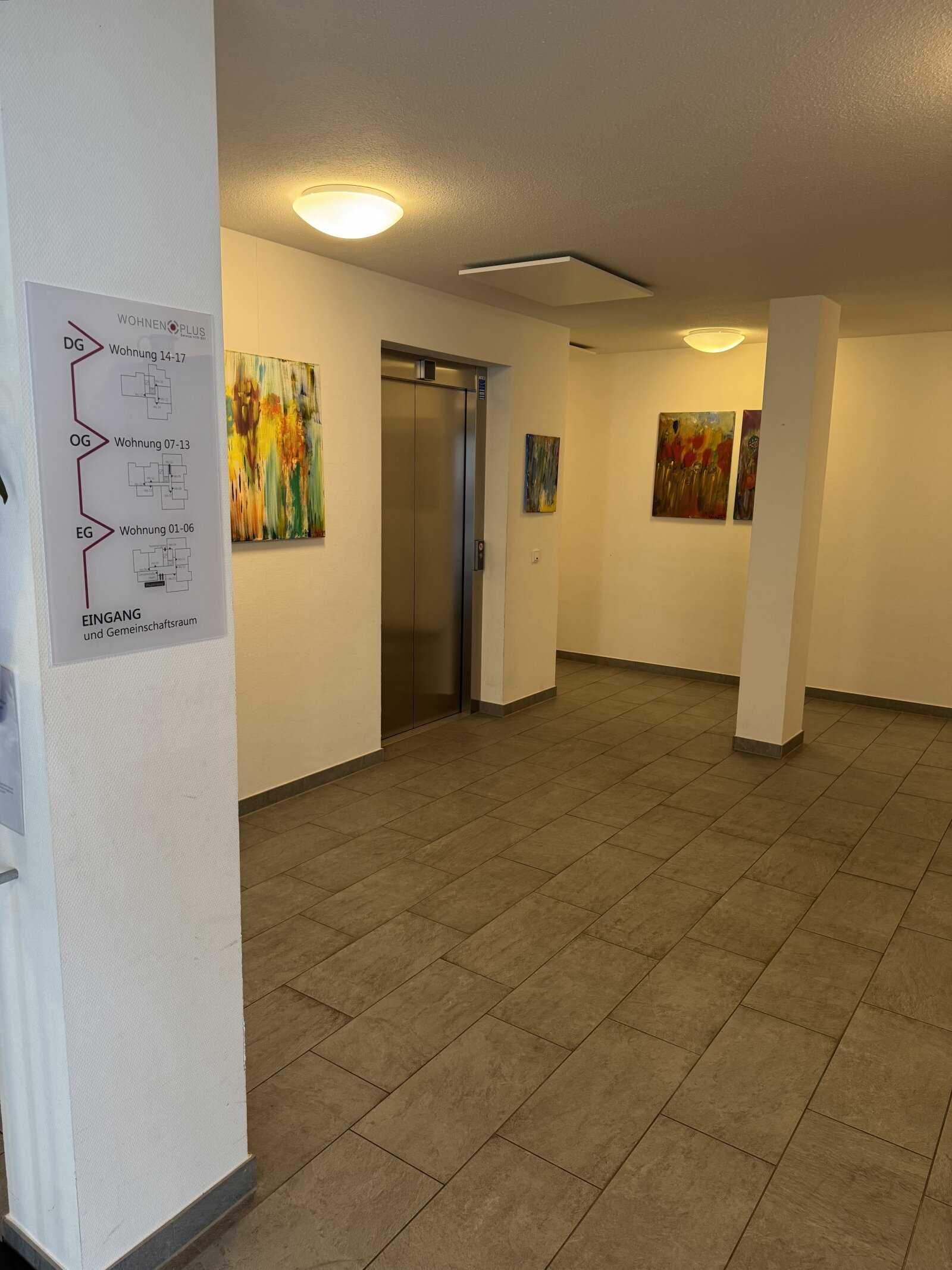 Eingangsbereich/Personenaufzug