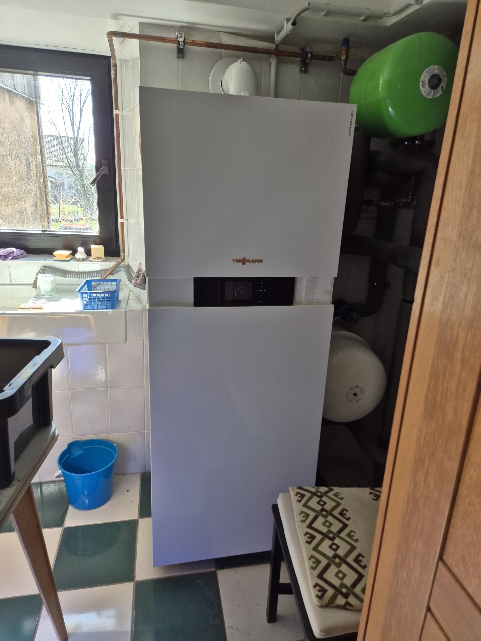 Bild 12 zeigt die Gaszentralheizung